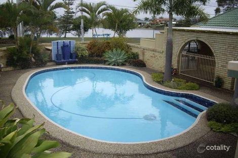 37 Sandpiper Dr, Burleigh Waters, QLD 4220