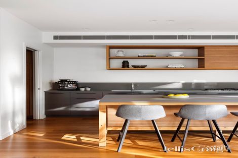 Property photo of 224 Beavers Road Northcote VIC 3070