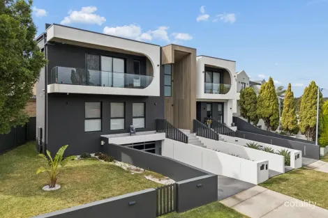18a Fewtrell Ave, Revesby Heights, NSW 2212