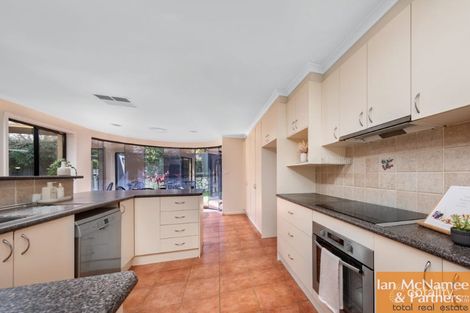 Property photo of 16 Kinlyside Avenue Jerrabomberra NSW 2619