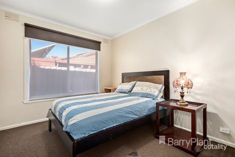 Property photo of 17 Stradbroke Way Wyndham Vale VIC 3024