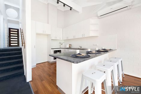 Property photo of 103 Hallen Close Phillip ACT 2606