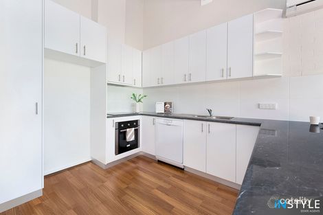 Property photo of 103 Hallen Close Phillip ACT 2606
