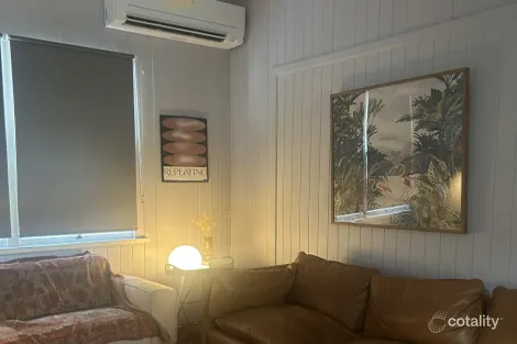 Property photo of 15 Signal Row Shorncliffe QLD 4017