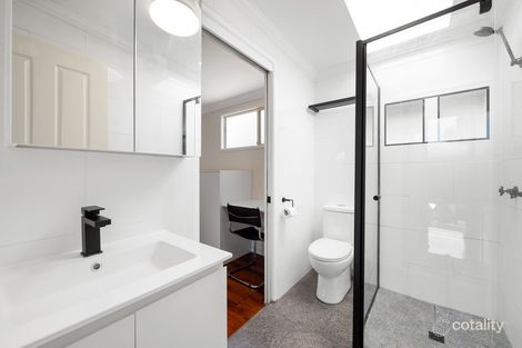 Property photo of 2/2 Clarence Road Kedron QLD 4031