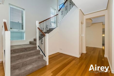 Property photo of 11 Highlands Road North Perth WA 6006