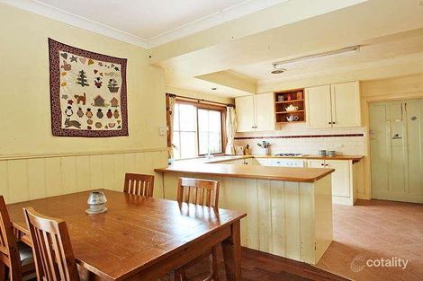 Property photo of 13 Shawlands Avenue Blackburn South VIC 3130