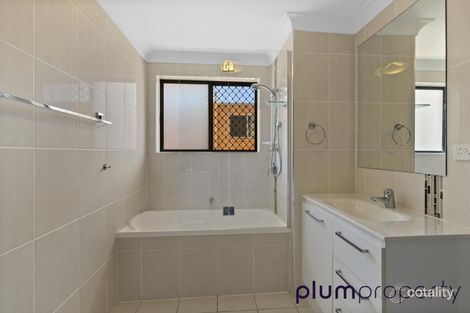Property photo of 2/10 Alpha Street Taringa QLD 4068