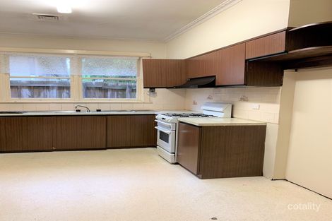 Property photo of 2 Bird Avenue Northcote VIC 3070
