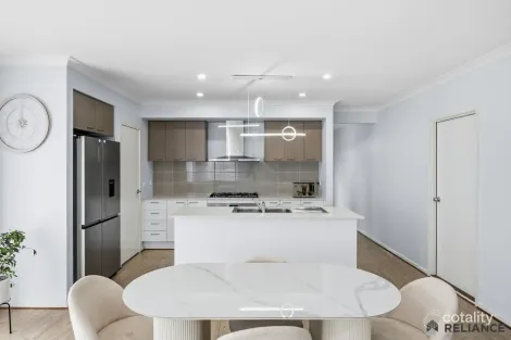 Property photo of 17 Bedford Way Mickleham VIC 3064