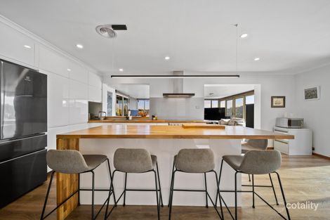 Property photo of 49 Emery Crescent Karabar NSW 2620