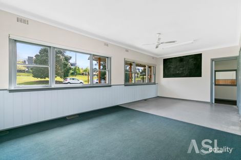 37 Princes Hwy, Pakenham, VIC 3810