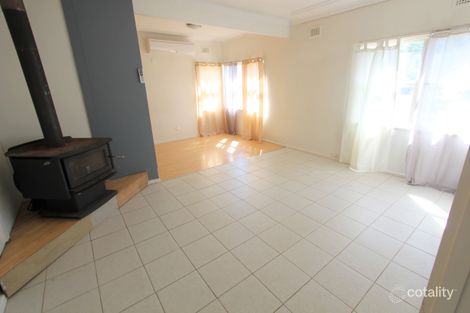 Property photo of 39 Bocking Avenue Bradbury NSW 2560