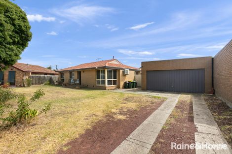 Property photo of 14 Hazelwood Court Kings Park VIC 3021