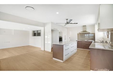 Property photo of 6 Bunya Place Palm Beach QLD 4221