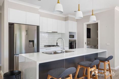 Property photo of 7 Langley Drive Epsom VIC 3551