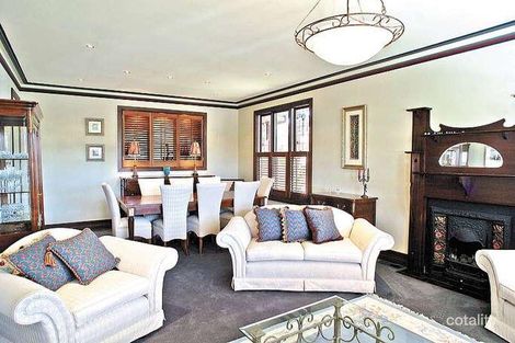 Property photo of 24 Rotherwood Road Ivanhoe East VIC 3079