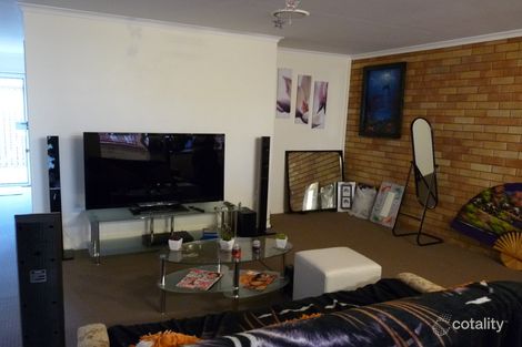 Property photo of 2/10 Wattle Road Rothwell QLD 4022