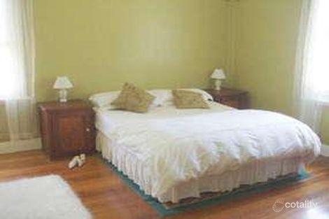 Property photo of 24 School Avenue Newhaven VIC 3925