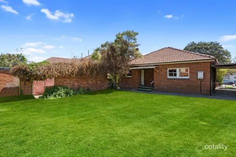 Property photo of 4 Railway Parade Penshurst NSW 2222