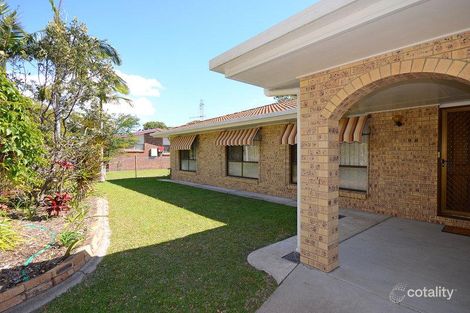 Property photo of 42 Bayrise Drive Urangan QLD 4655