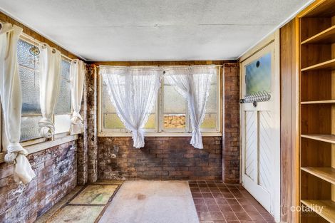 Property photo of 1 Saint Louis Street East Toowoomba QLD 4350