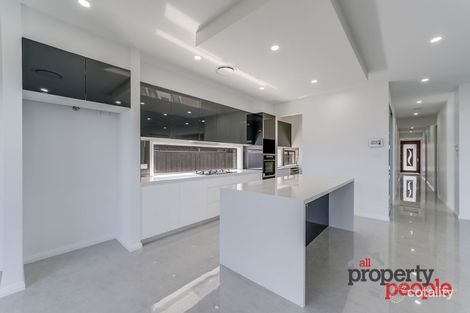 Property photo of 17 Wallarah Circuit Gregory Hills NSW 2557