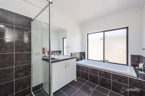 Property photo of 33 Dunebean Drive Banksia Beach QLD 4507