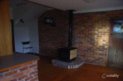 Property photo of 19 North Kiama Drive Kiama Downs NSW 2533