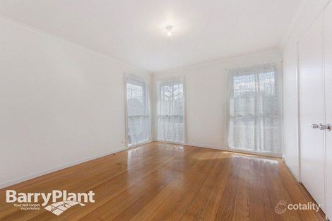Property photo of 1/18 Honey Grove St Albans VIC 3021
