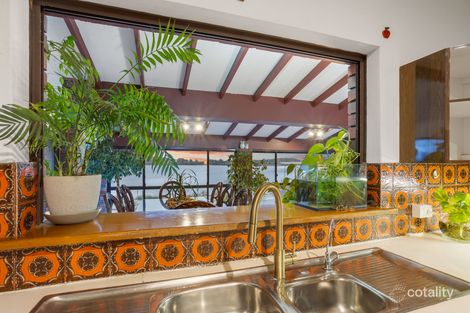 Property photo of 147 The Esplanade Mount Pleasant WA 6153