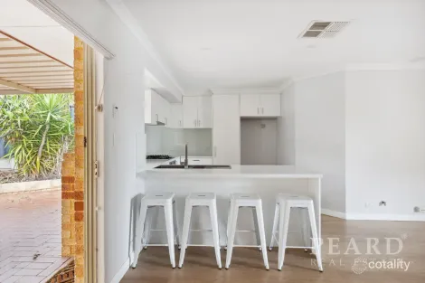 Property photo of 3/13 Farris Place Innaloo WA 6018