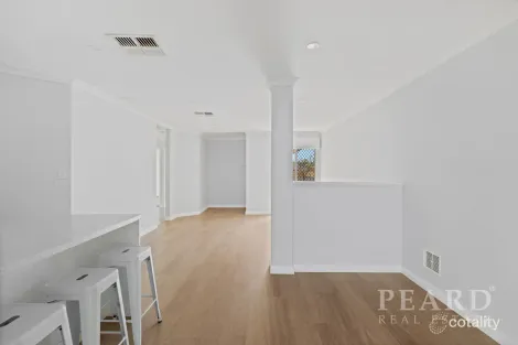 Property photo of 3/13 Farris Place Innaloo WA 6018