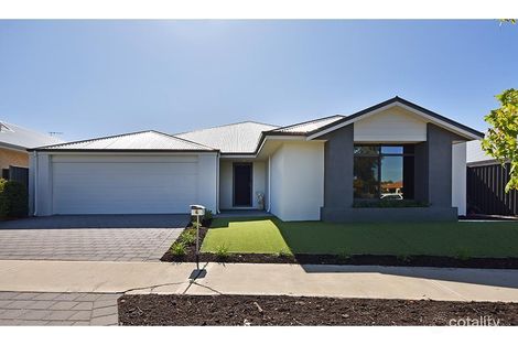 Property photo of 4 Carenza Link Aveley WA 6069