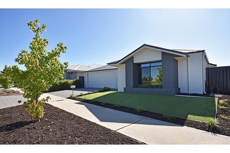 Property photo of 4 Carenza Link Aveley WA 6069