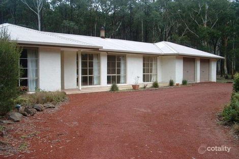 202 Ashbourne Rd, Woodend, VIC 3442