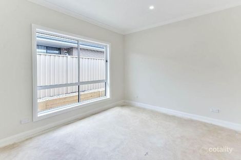 Property photo of 3 Denton Road Spring Farm NSW 2570
