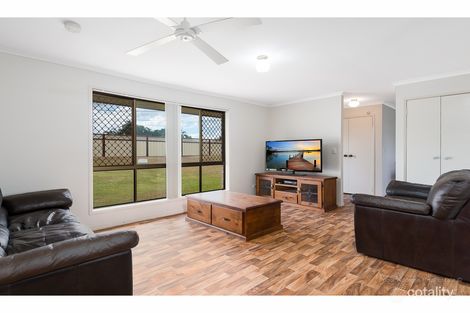 Property photo of 7 Pavon Street Regents Park QLD 4118