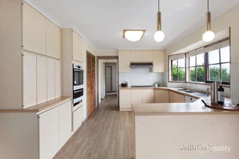 Property photo of 140 Landscape Drive Doncaster East VIC 3109