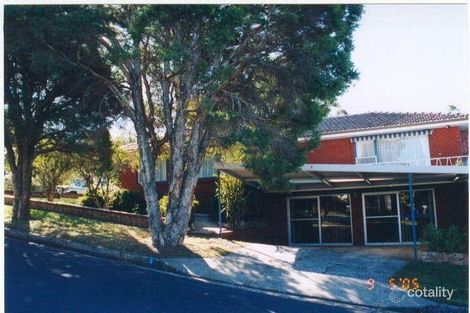 Property photo of 9 Carole Avenue Woonona NSW 2517