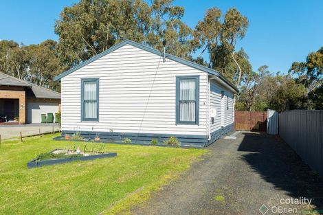 3 Seal Ct, Cowes, VIC 3922