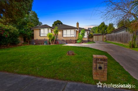 Property photo of 32 Tamworth Road Kilsyth VIC 3137