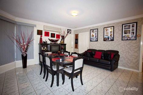 Property photo of 37 Stainsby Crescent Roxburgh Park VIC 3064