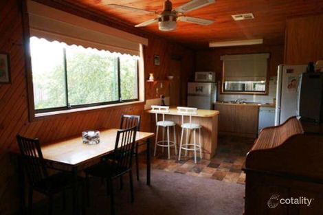 Property photo of 2 Vista Street St Albans VIC 3021