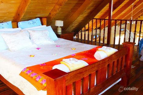 Property photo of 29 Finisterre Drive The Honeysuckles VIC 3851