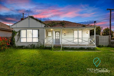 Property photo of 25 Welwyn Parade Deer Park VIC 3023