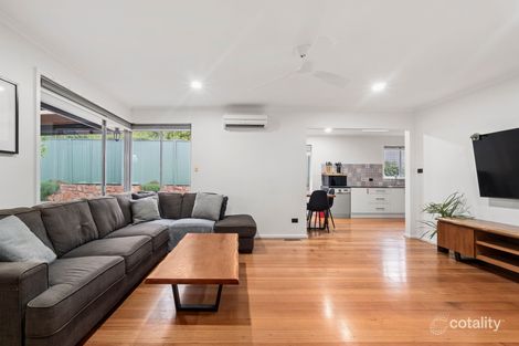 Property photo of 11 Winifred Road Mooroolbark VIC 3138