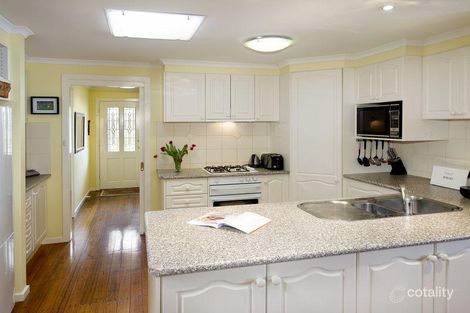 Property photo of 35 Edinburgh Road Blackburn South VIC 3130