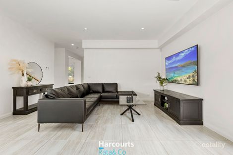 Property photo of 35 Kanangra Terrace Wollert VIC 3750