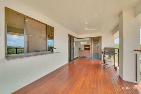 Property photo of 18 Eucalyptus Place Kirkwood QLD 4680